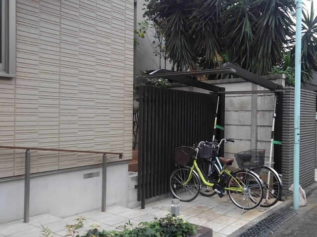 存在感のある大型屋根空間~LIXIL:カーポートSC~ - エクステリア・外構